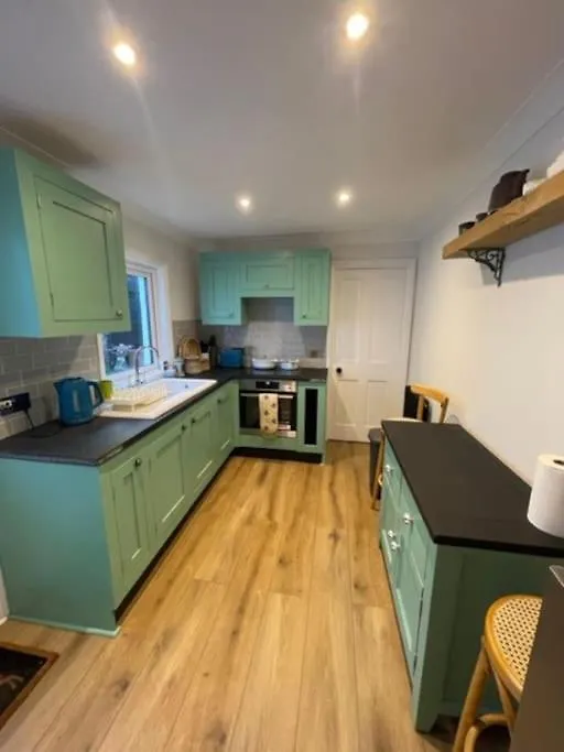 Apartment Homely Garden Apartment, Newly Refurbished - Sleeps Four Hove