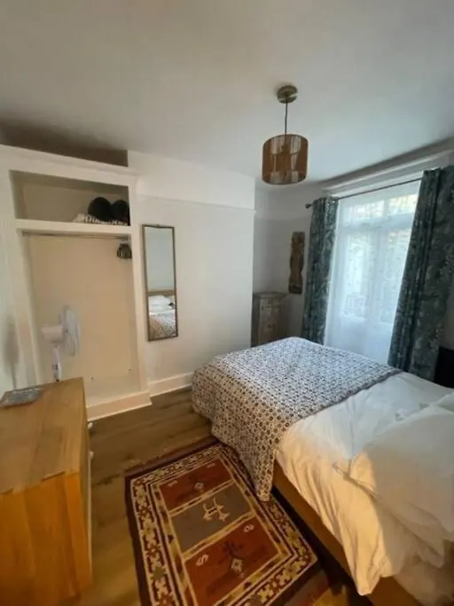 Apartment Homely Garden Apartment, Newly Refurbished - Sleeps Four Hove